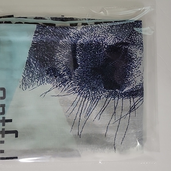 Cecil Animal Print Infinity Scarf - Picture 4 of 4